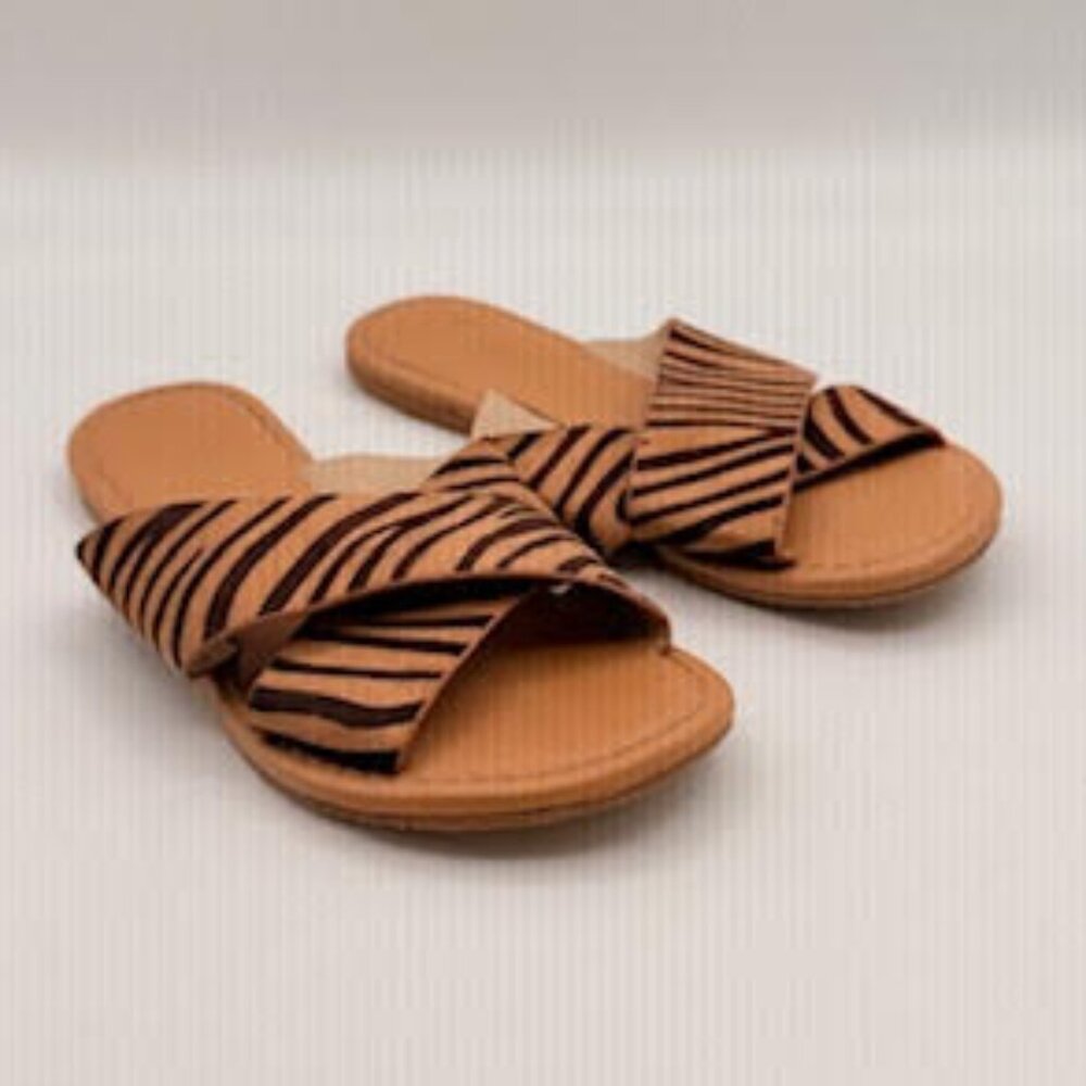 Melrose Ave Zebra Print Crisscross Slide Sandals Tan/Black Women’s Size 7